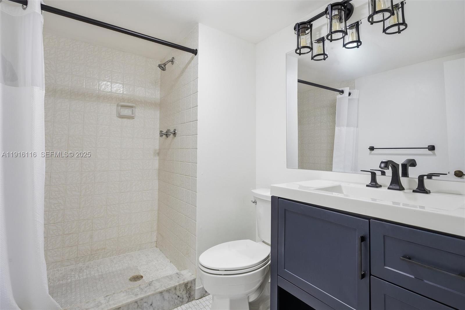 HOLLYBROOK GOLF AND TENNIS - Residential