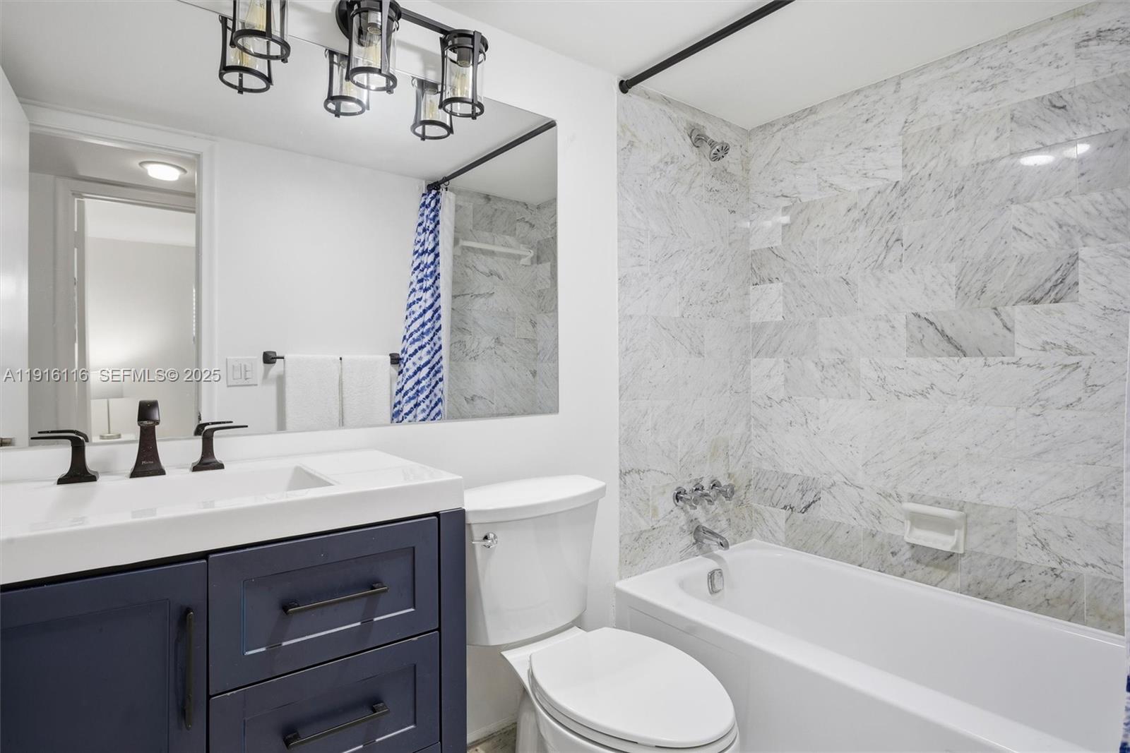 HOLLYBROOK GOLF AND TENNIS - Residential