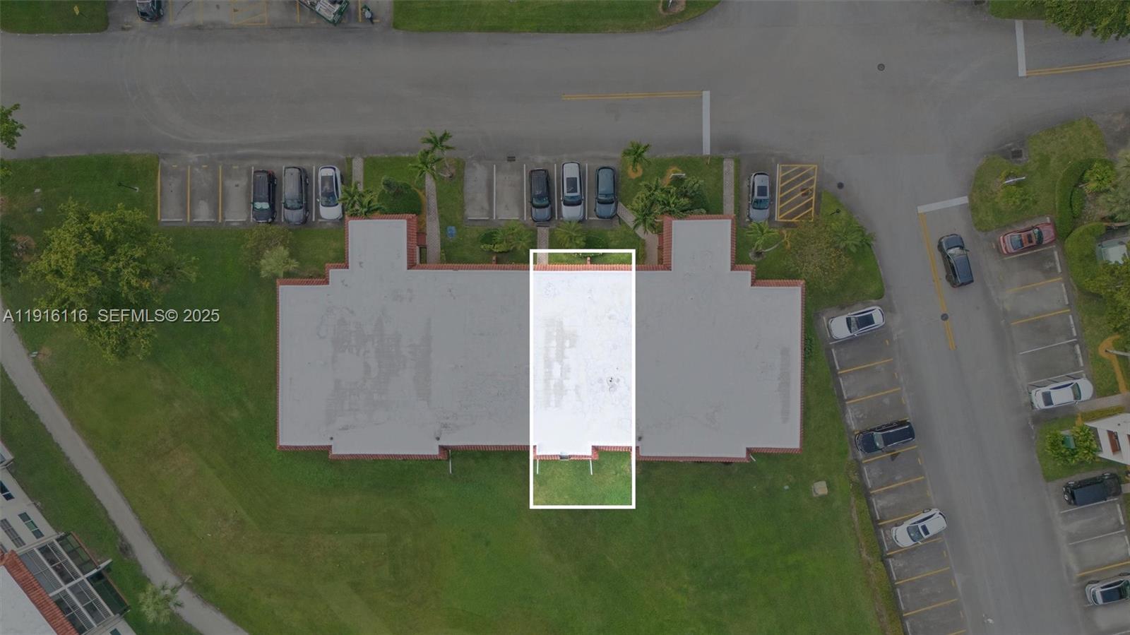 HOLLYBROOK GOLF AND TENNIS - Residential