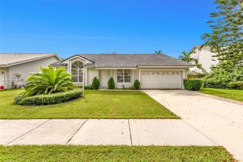 21420 SW 94th Ave Cutler Bay FL 33189
