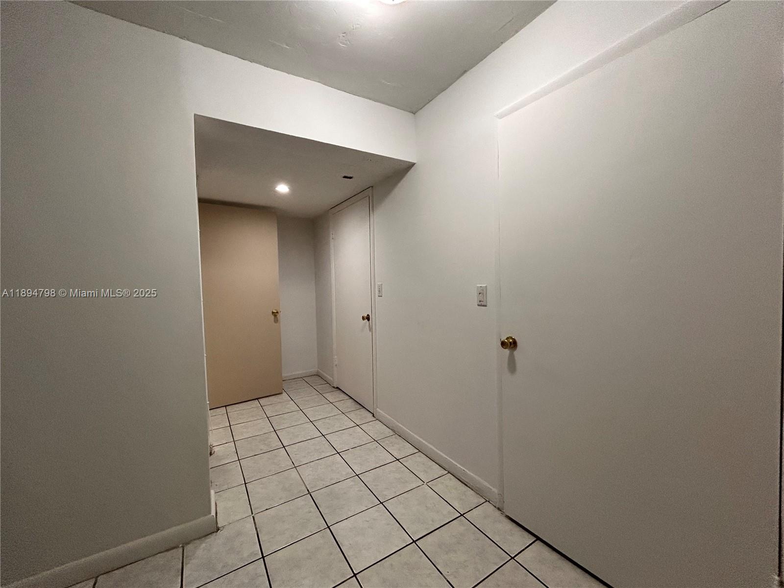 BLEAU GROTTO CONDO - Residential