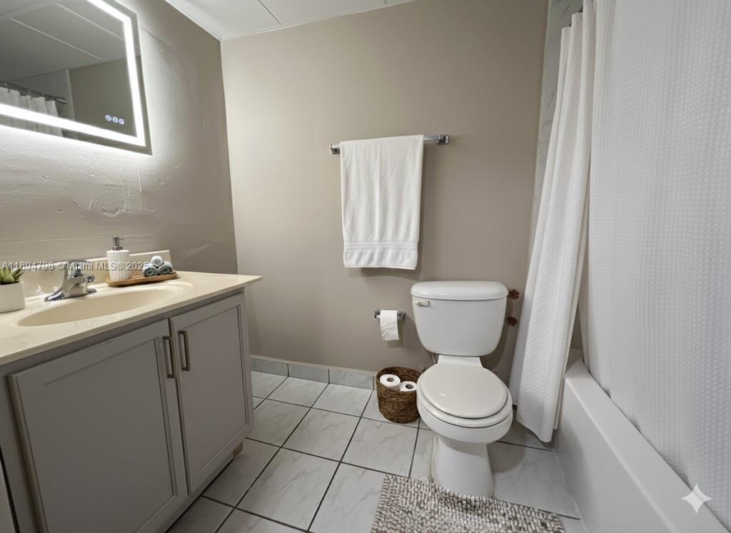 BLEAU GROTTO CONDO - Residential