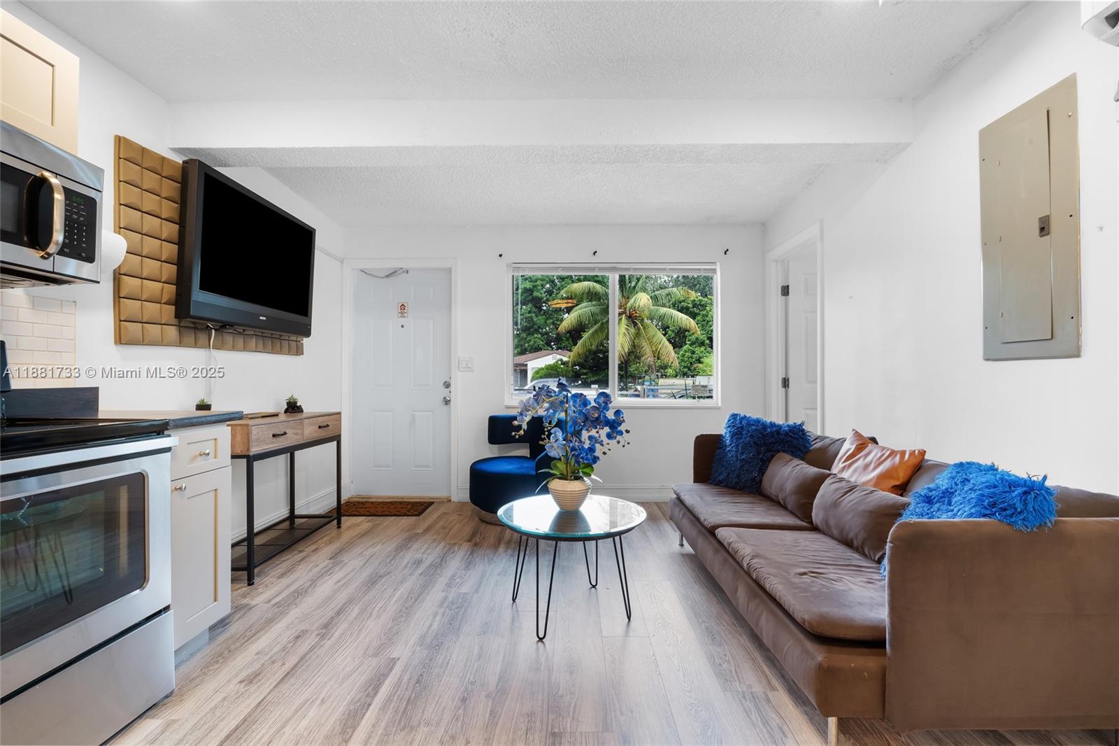 AIRLINE ESTATES - Residential Lease