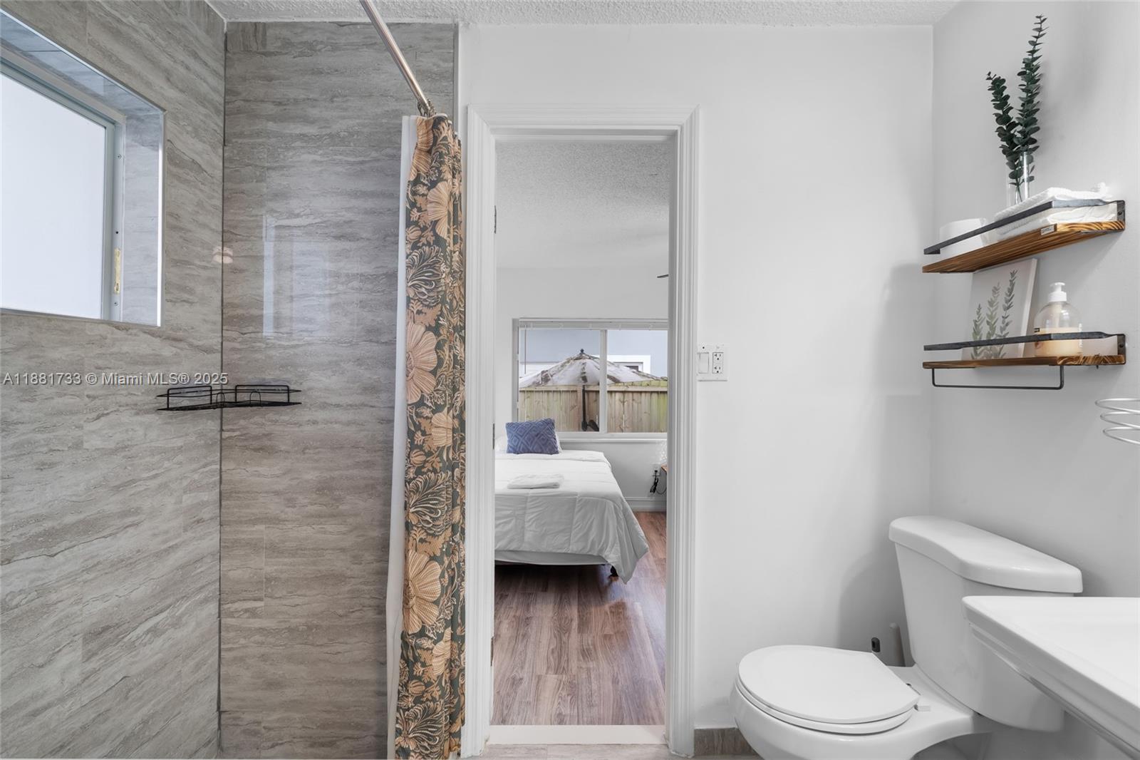 AIRLINE ESTATES - Residential Lease