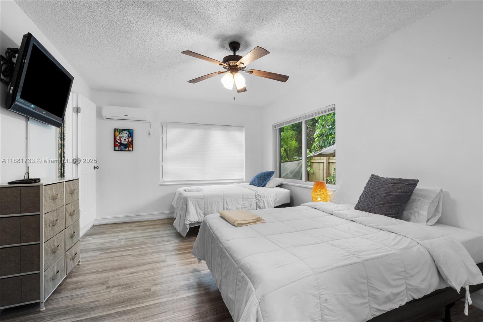 AIRLINE ESTATES - Residential Lease