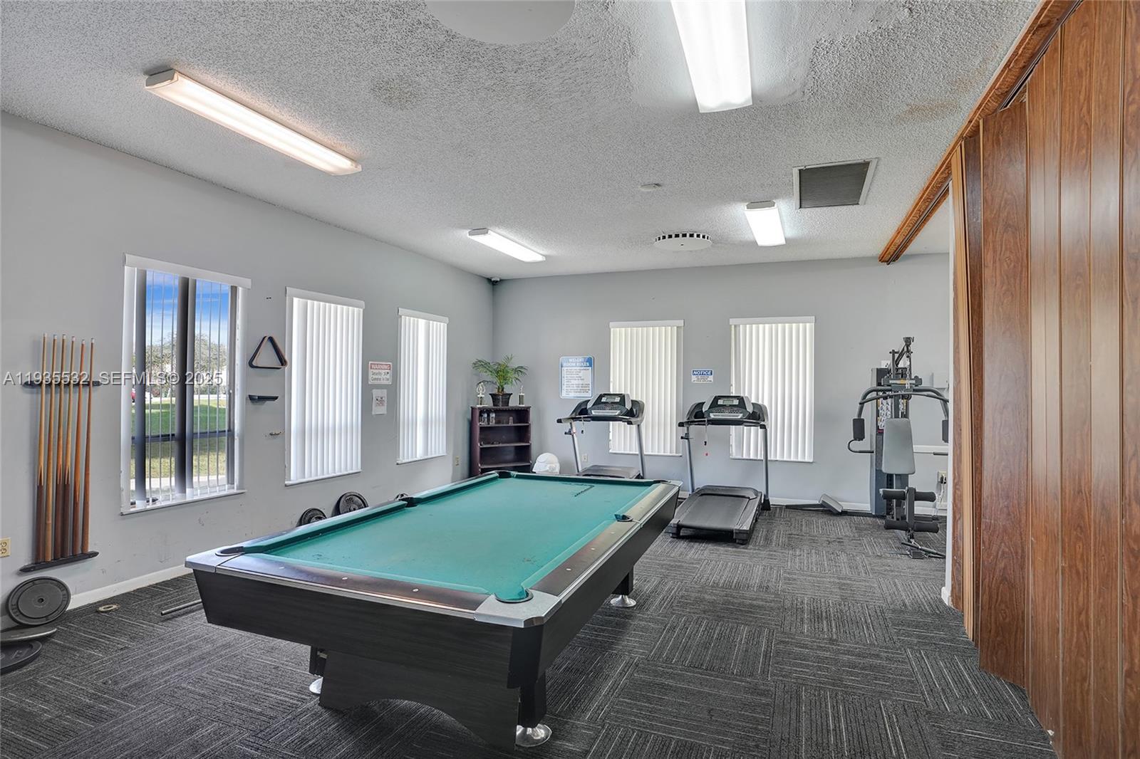 COURTYARDS OF BROWARD - Residential