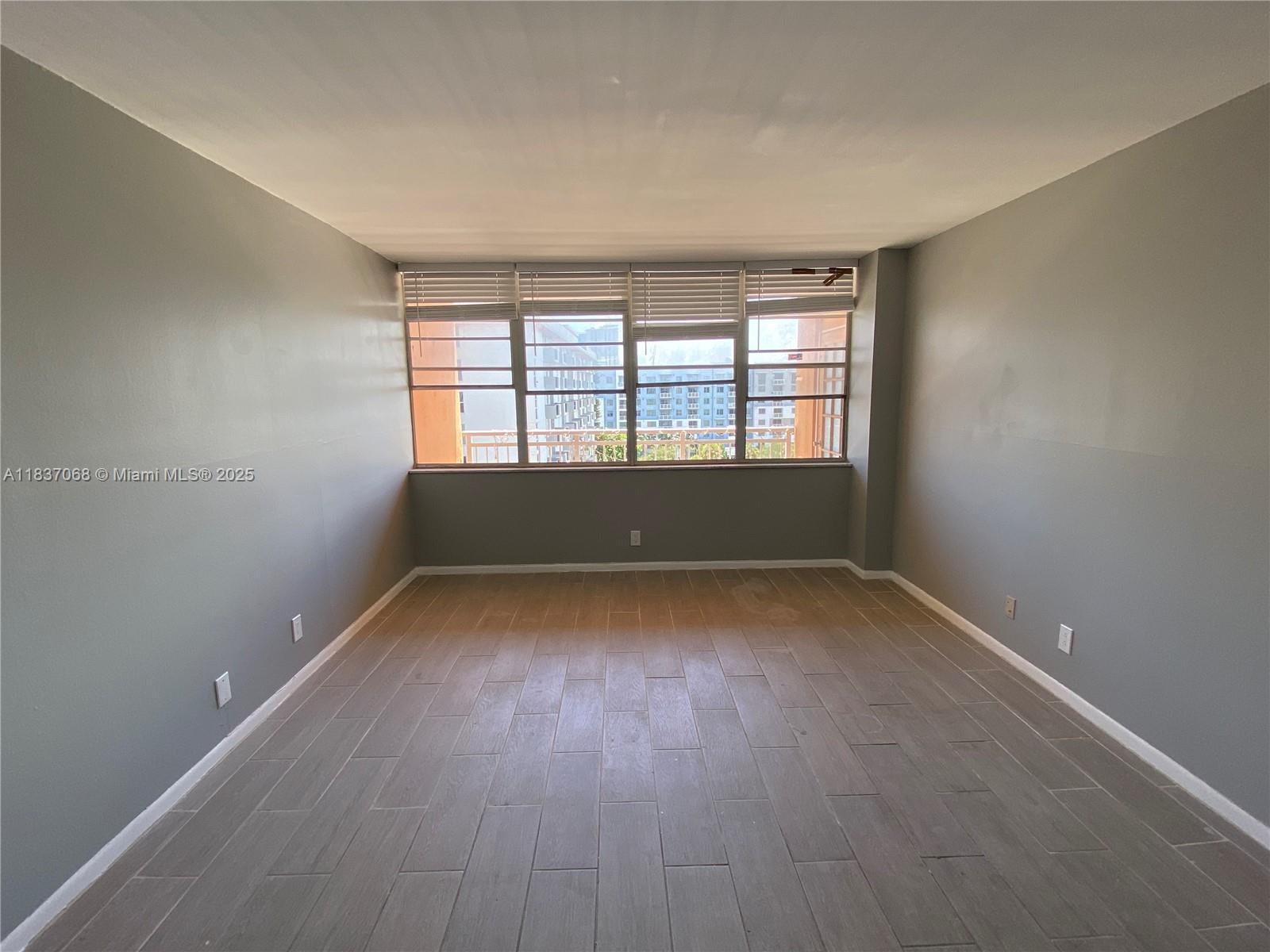 CRESTVIEW TOWERS CONDO - Residential