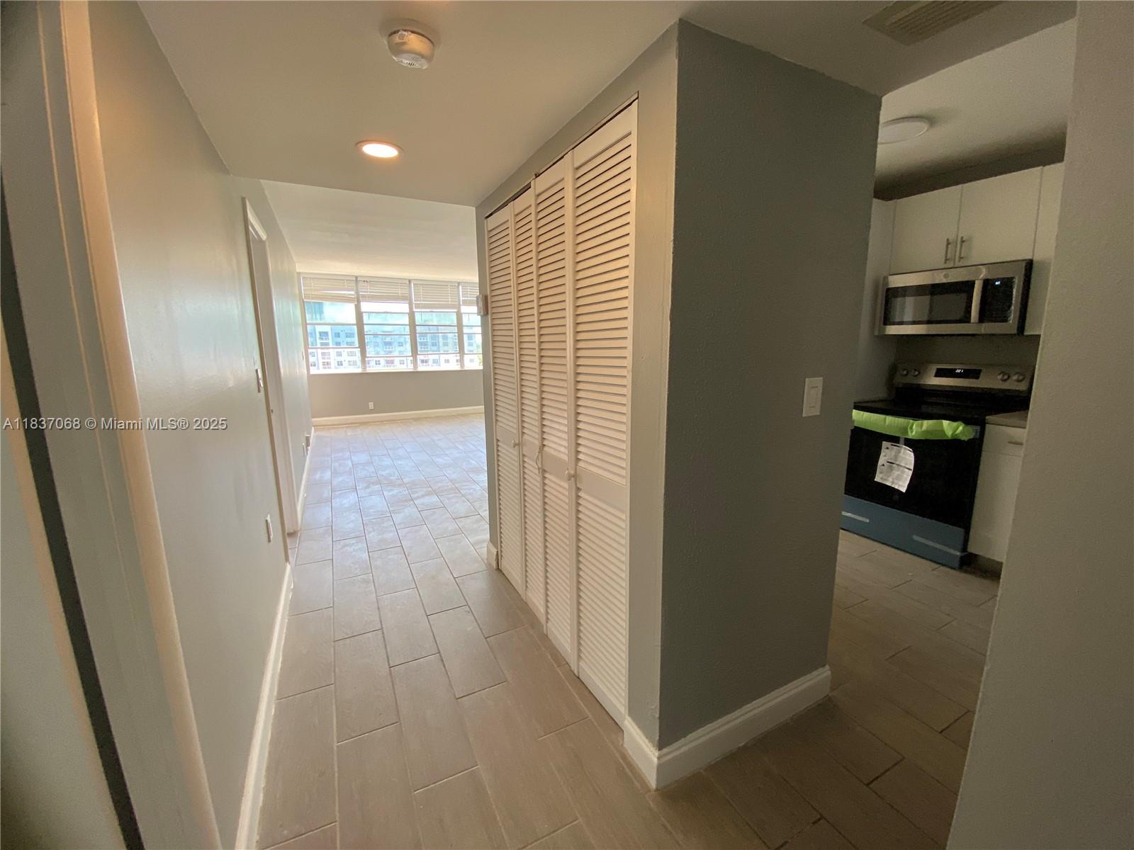 2025 NE 164th St 807