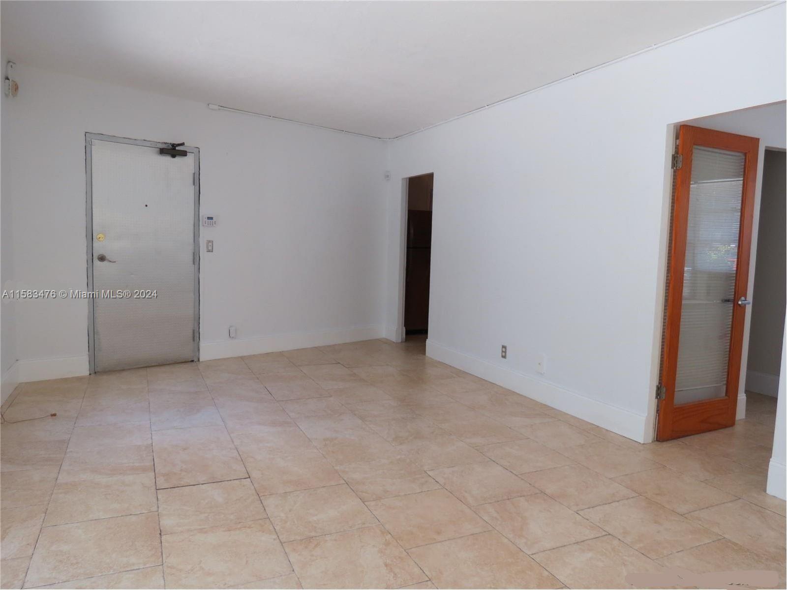 HOLIDAY TOWERS CONDO - Residential