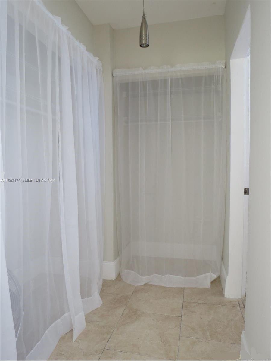 HOLIDAY TOWERS CONDO - Residential