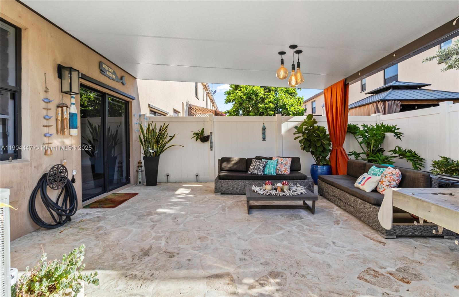 AQUABELLA SECTION TWO - Residential