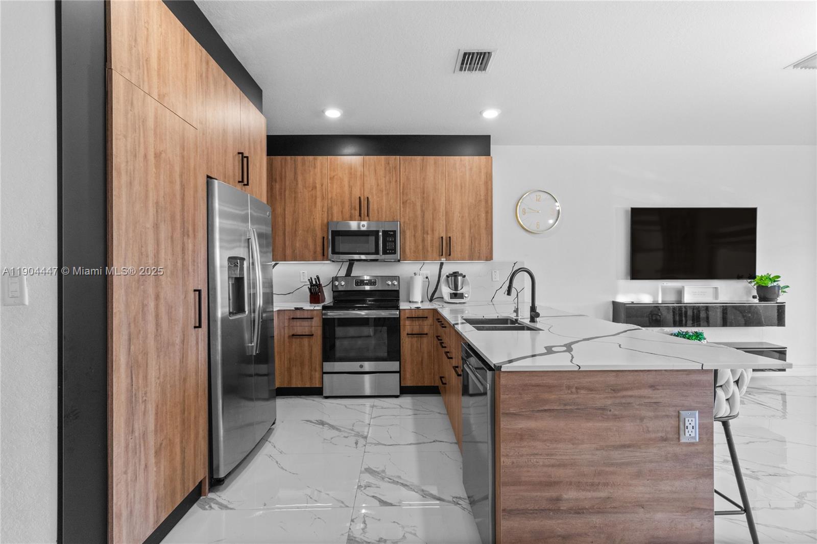 AQUABELLA SECTION TWO - Residential