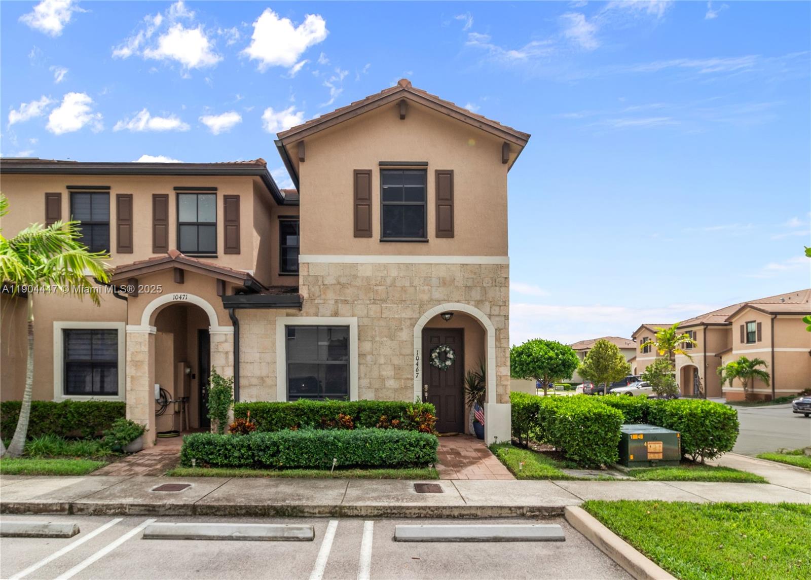 AQUABELLA SECTION TWO - Residential