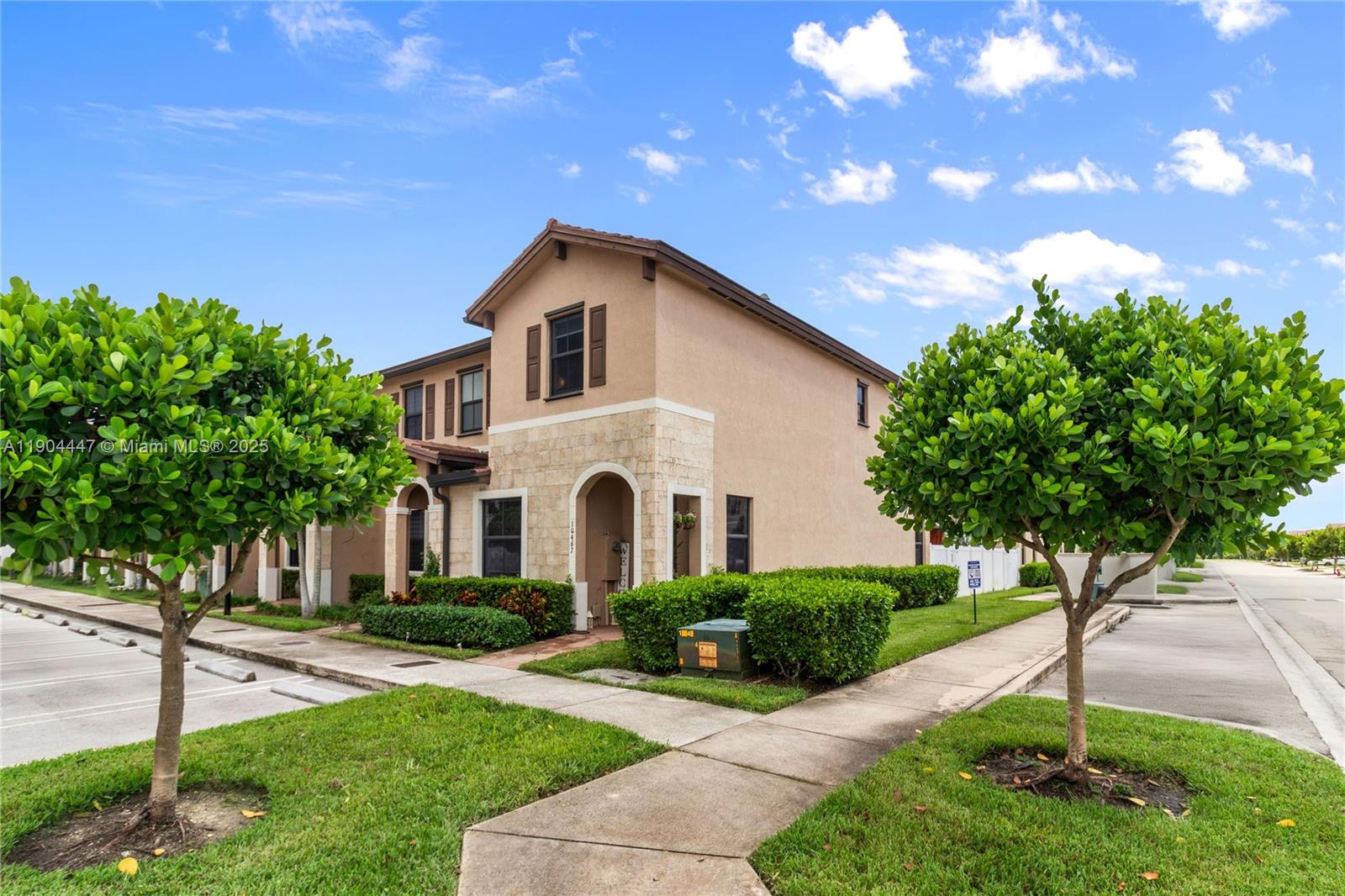 AQUABELLA SECTION TWO - Residential