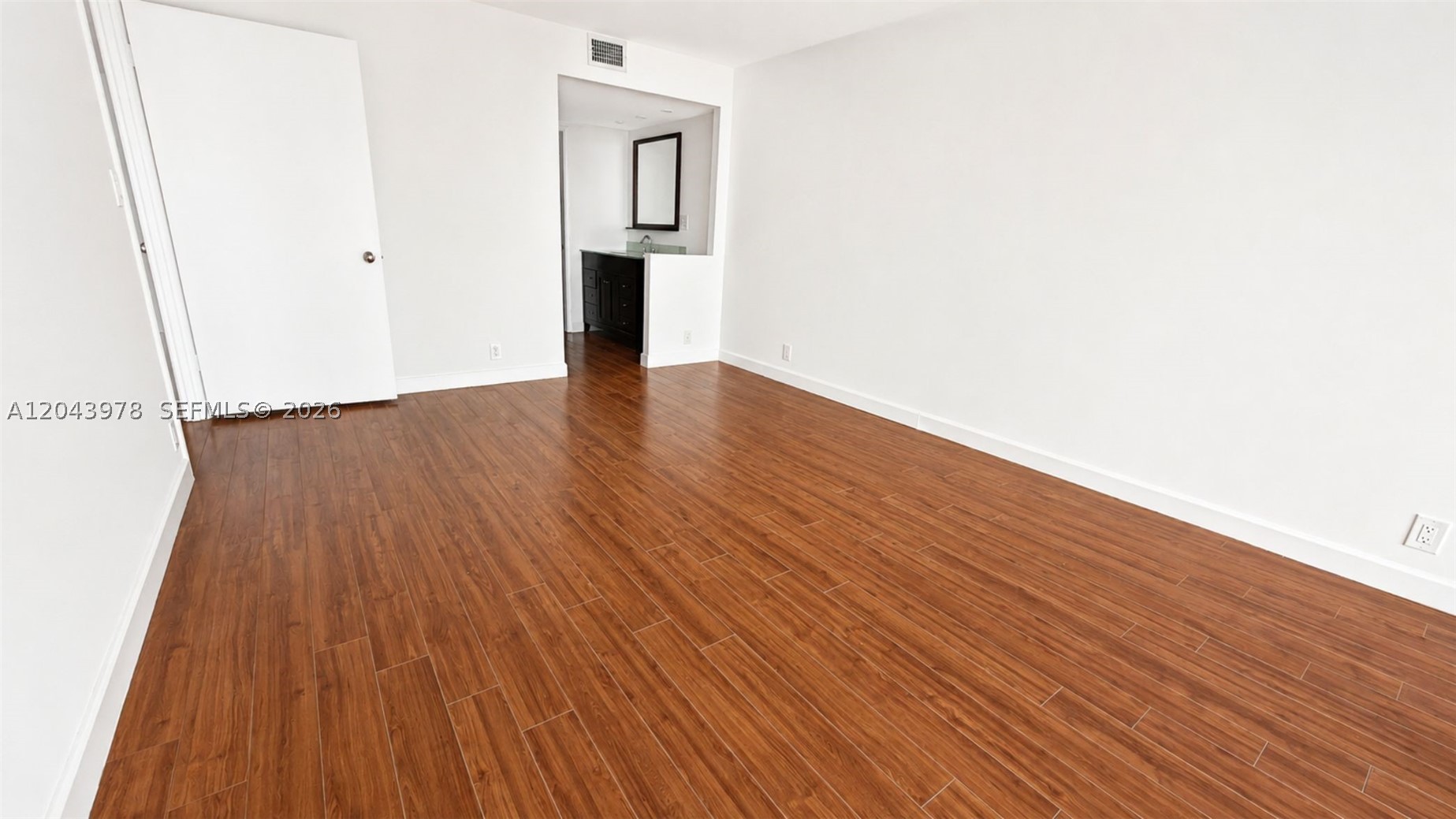 1901 Brickell Av B2203