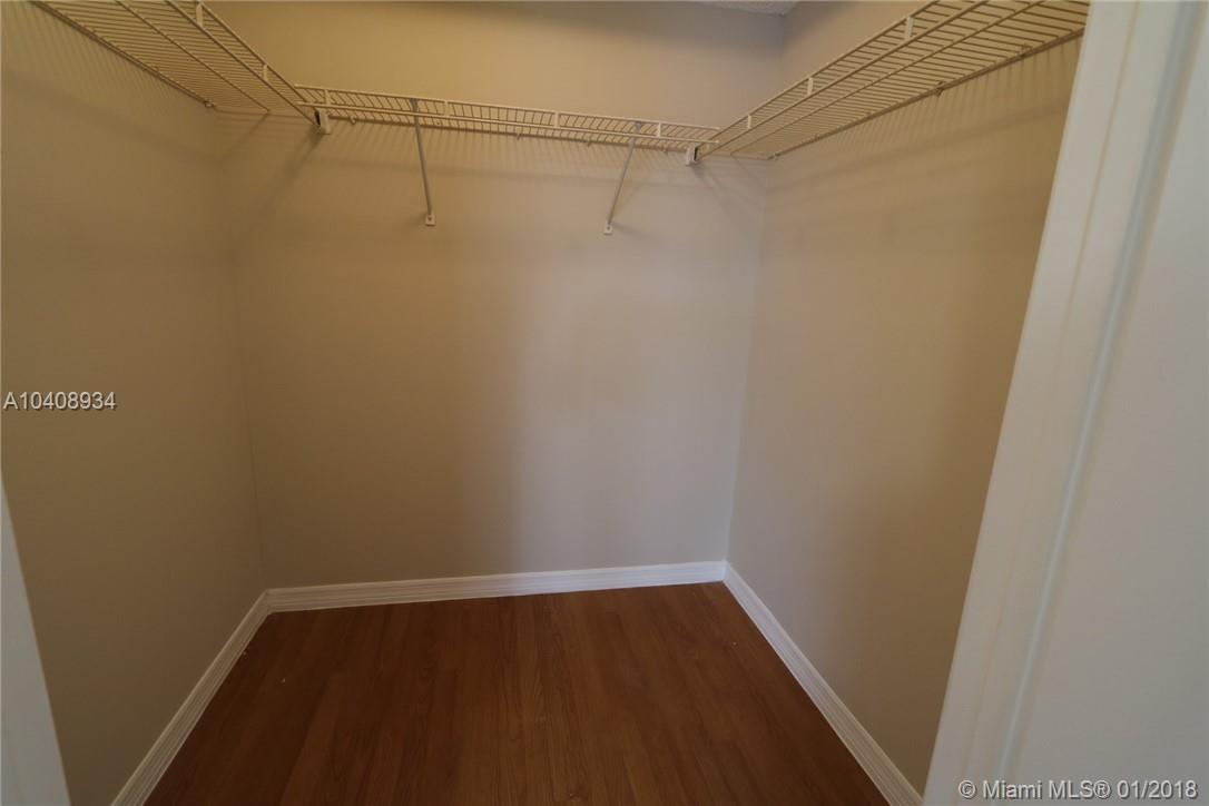 ridgeview gardens - Residential Lease