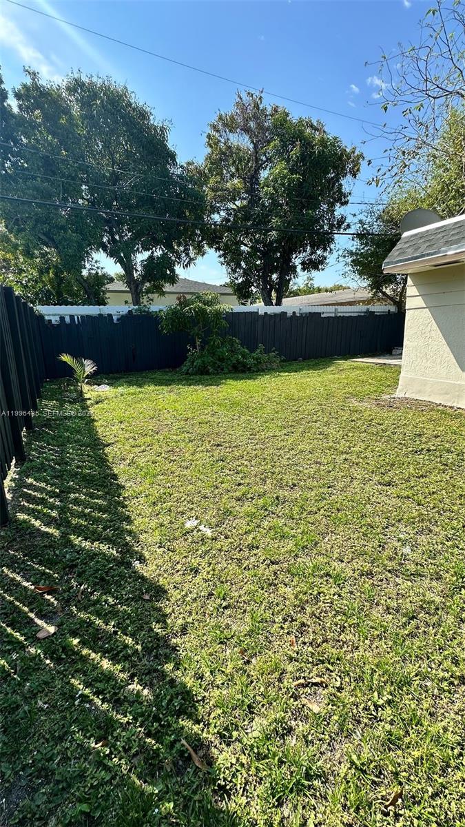 COLLEGE TRACT - Residential Income