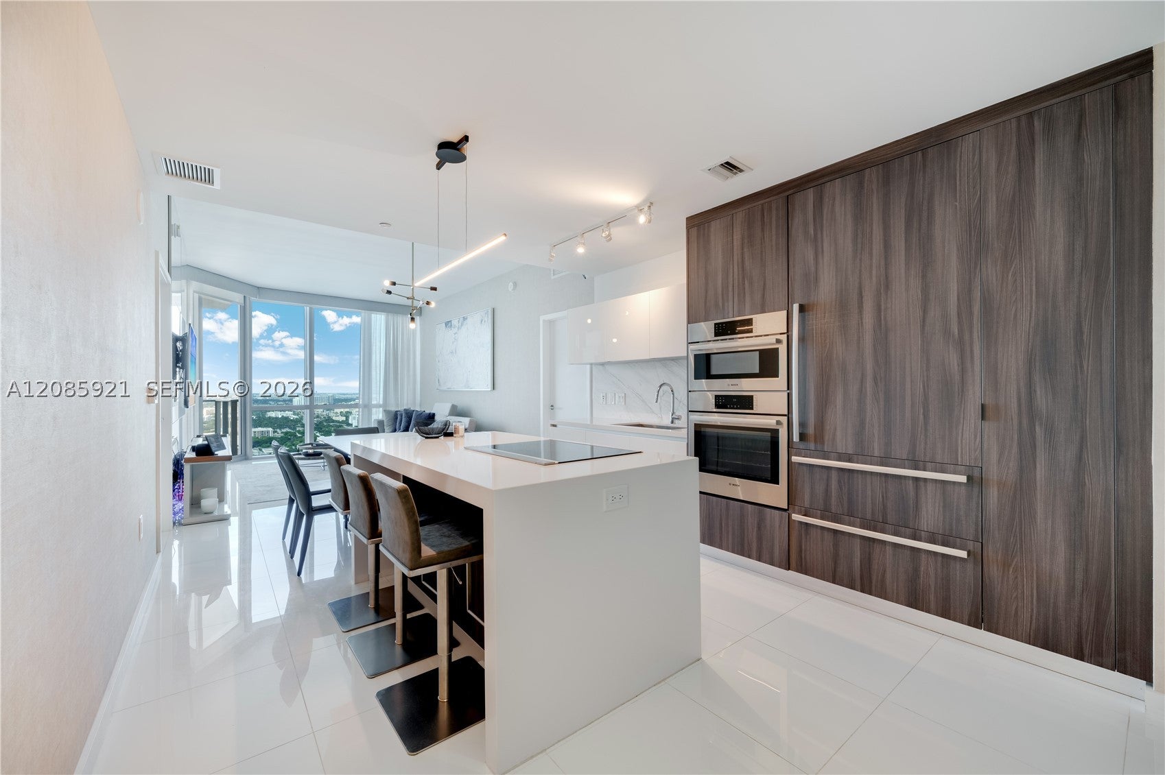 851 NE 1st Ave 3408