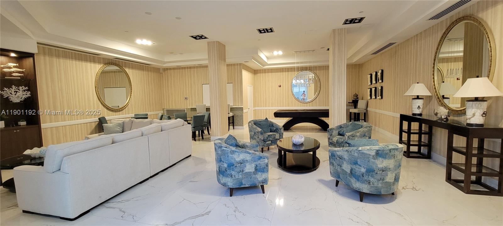 THE COLLINS CONDO - Residential Lease