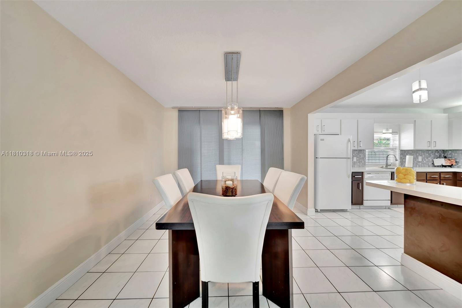 DANIA HIGHLANDS - Residential