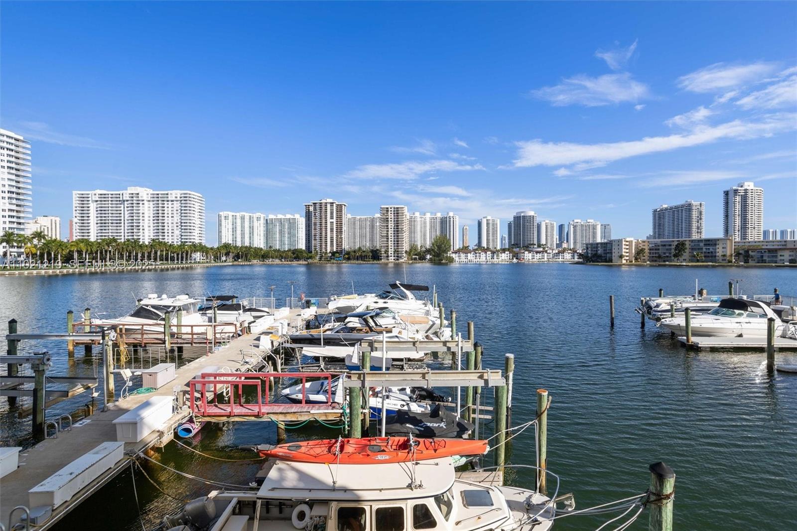 DEL PRADO MARINA - Residential