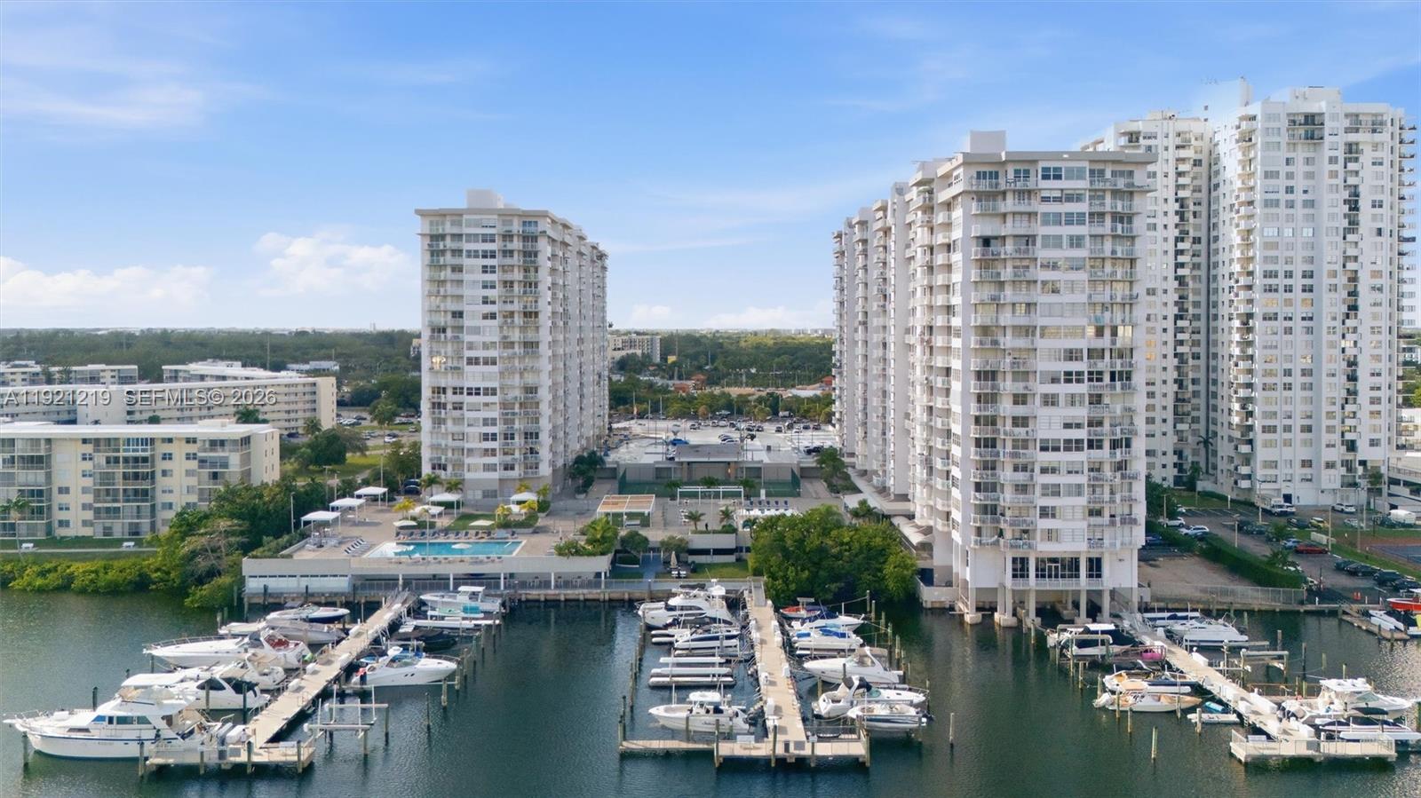 DEL PRADO MARINA - Residential