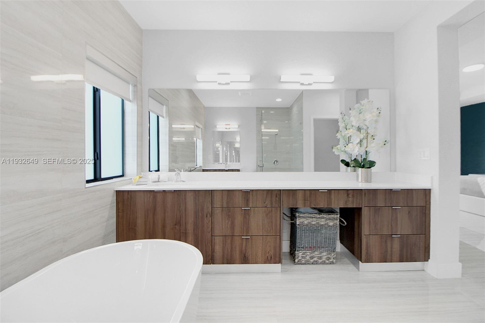 WEST BREEZE ESTATES - Residential