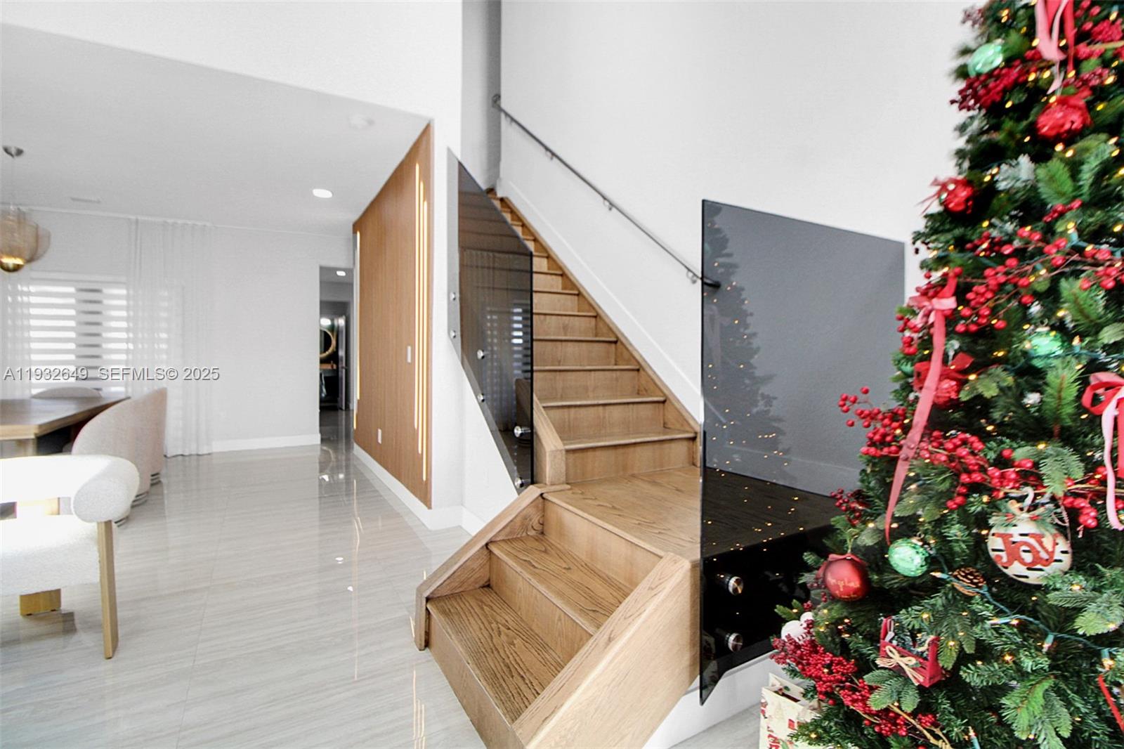 WEST BREEZE ESTATES - Residential