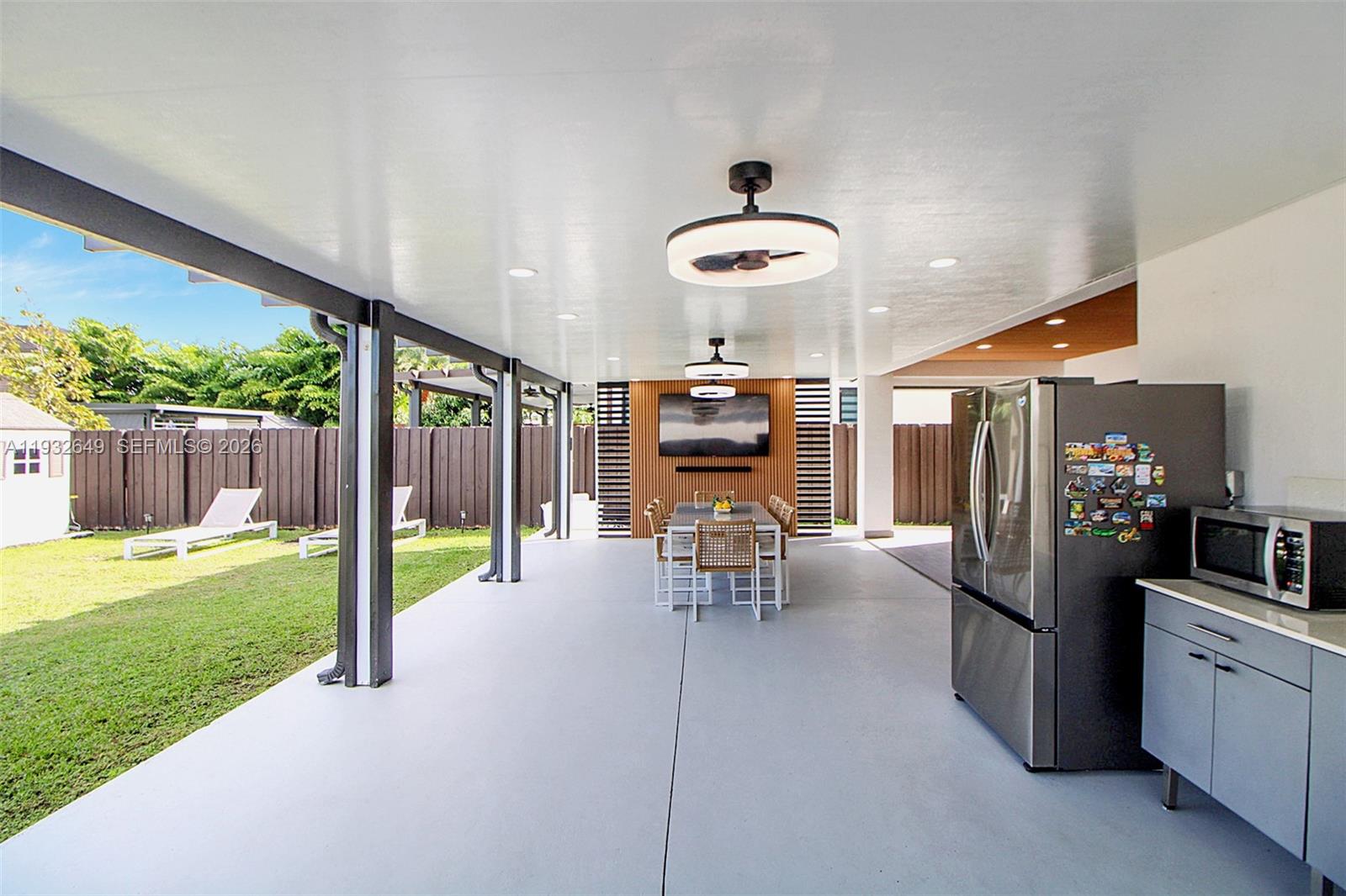 WEST BREEZE ESTATES - Residential