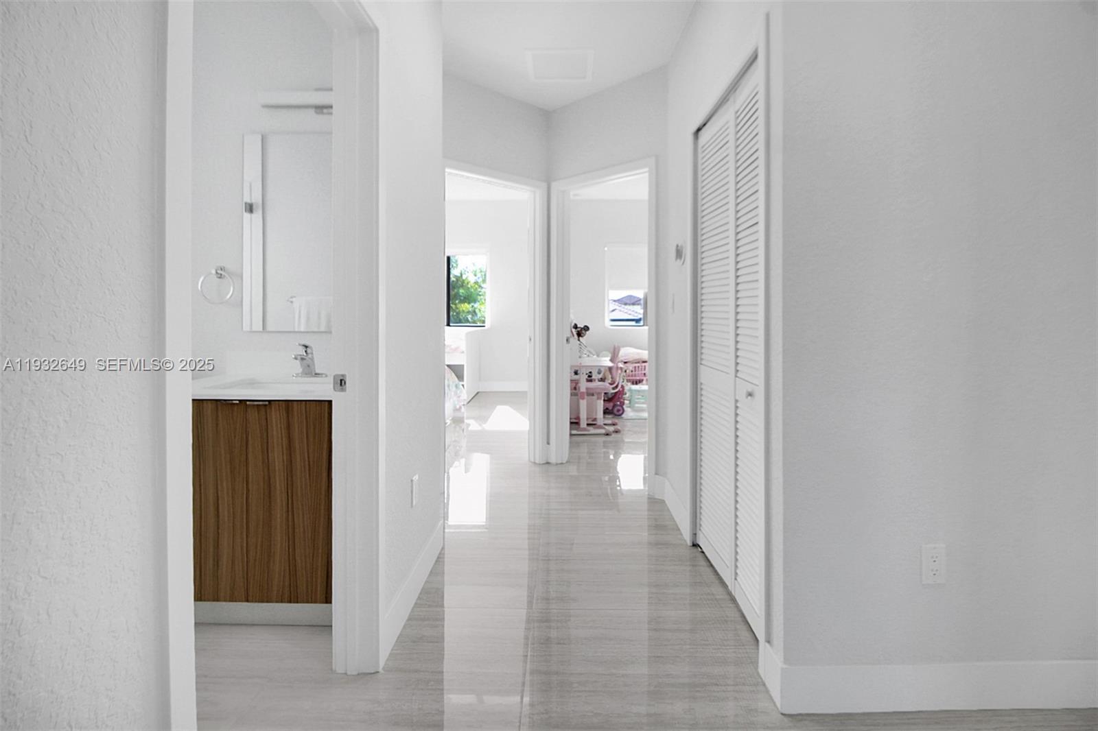 WEST BREEZE ESTATES - Residential