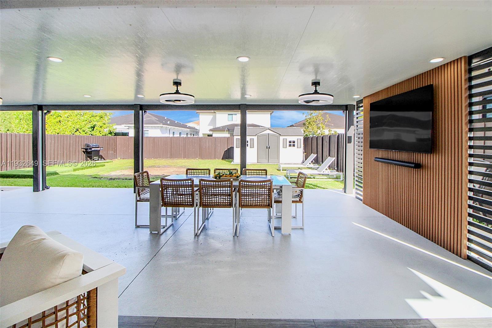 WEST BREEZE ESTATES - Residential