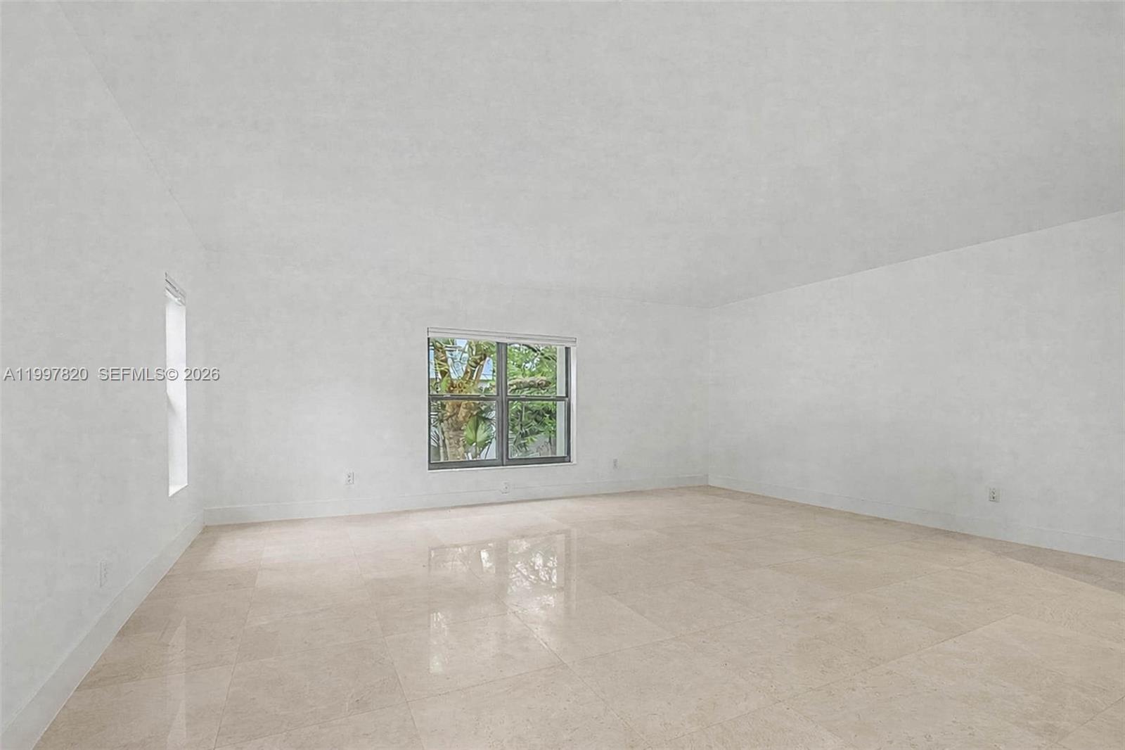 2000 BRICKELL AVE CONDO - Residential Lease