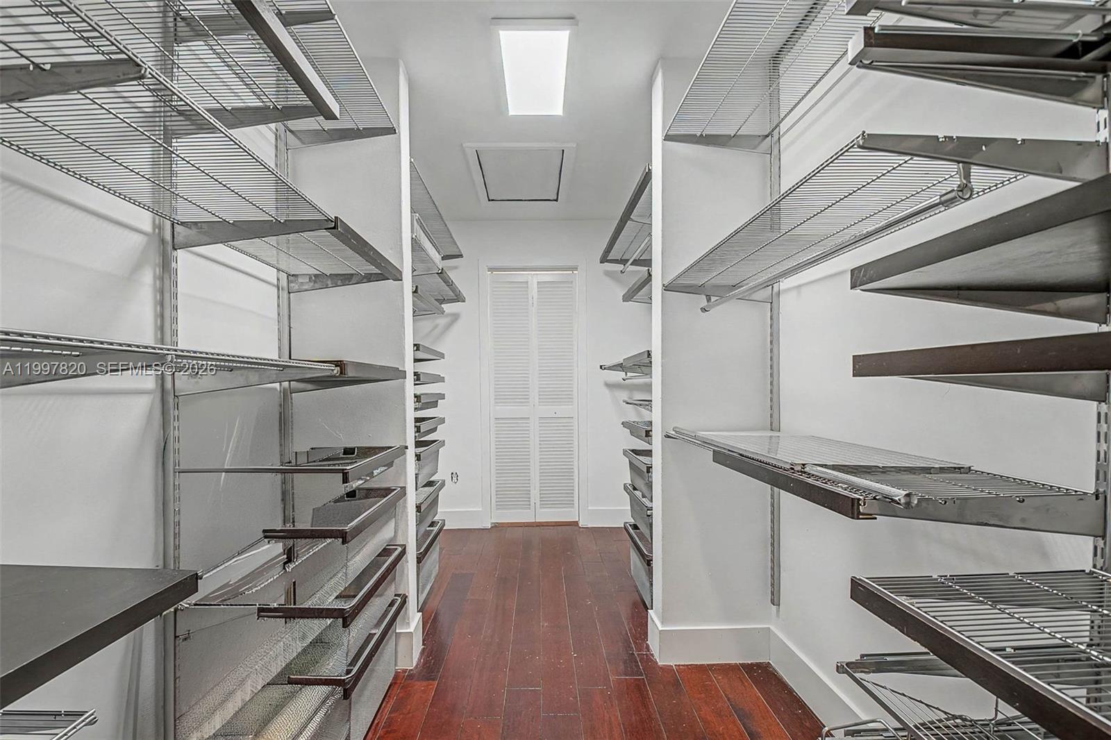 2000 BRICKELL AVE CONDO - Residential Lease