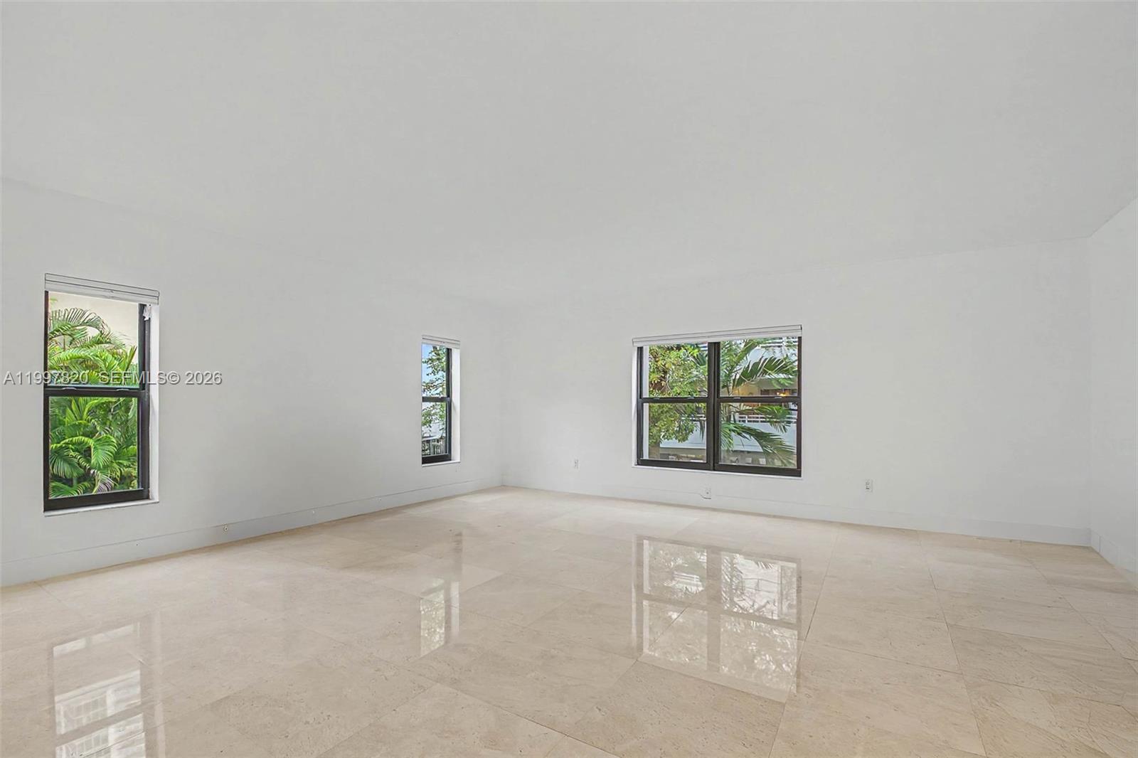 2000 BRICKELL AVE CONDO - Residential Lease