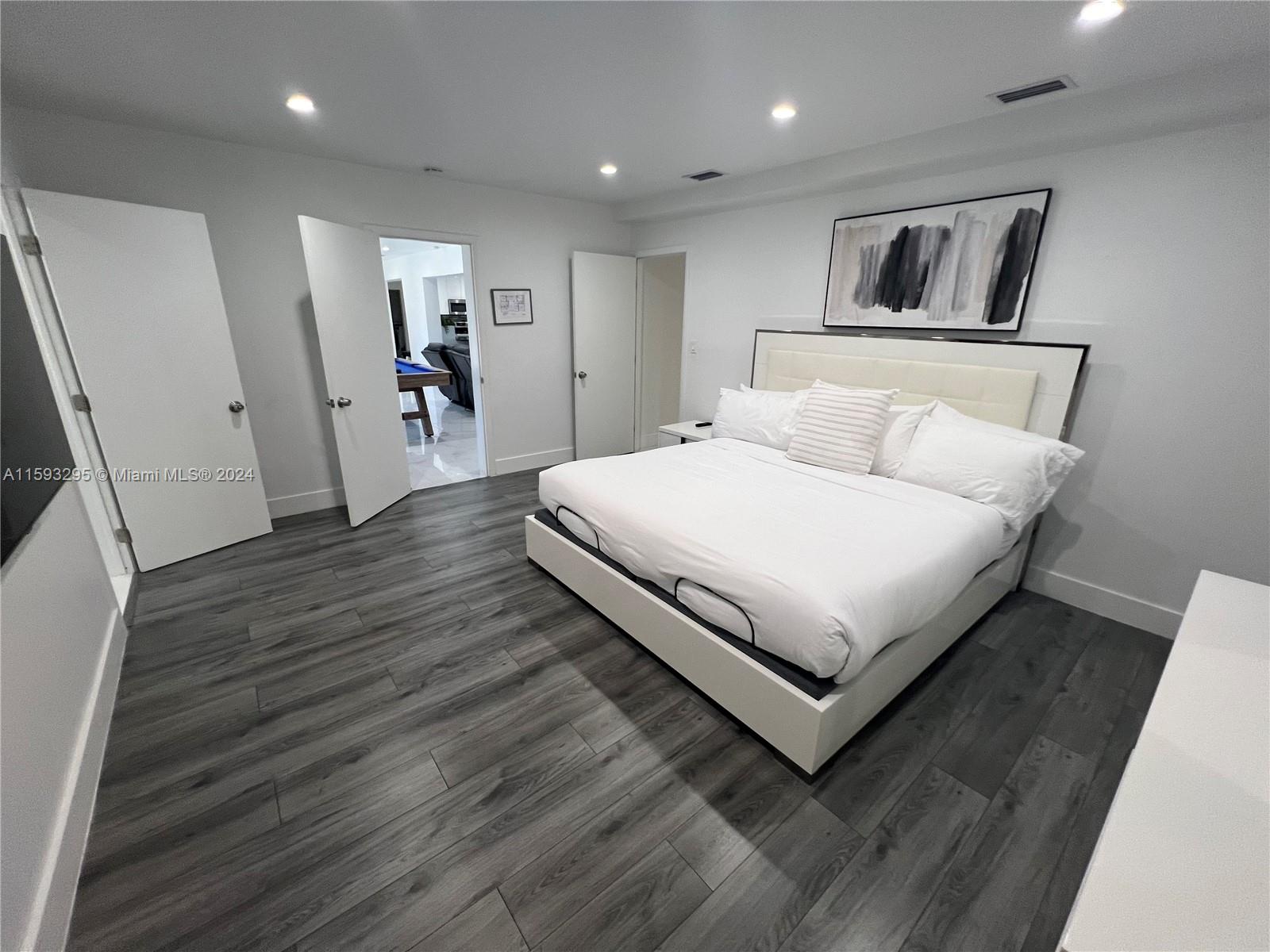 Hollywood East- Belmar - Residential