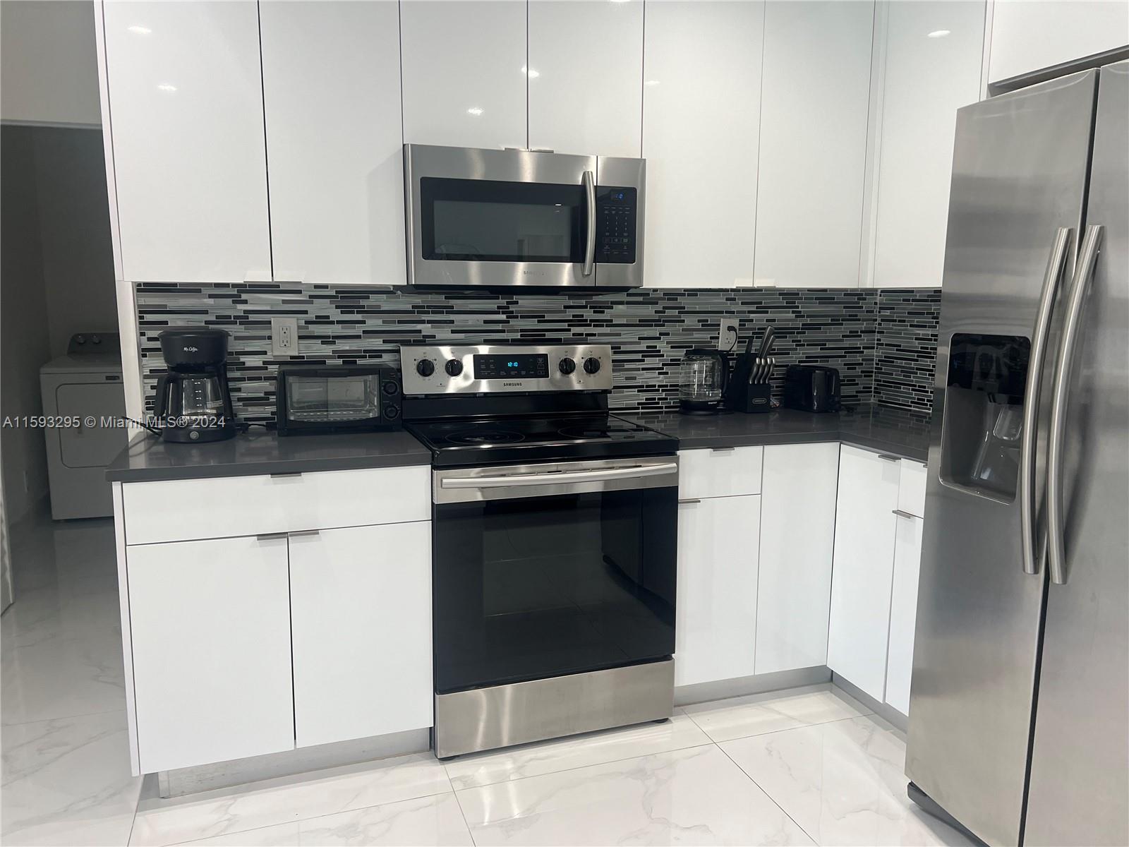 Hollywood East- Belmar - Residential