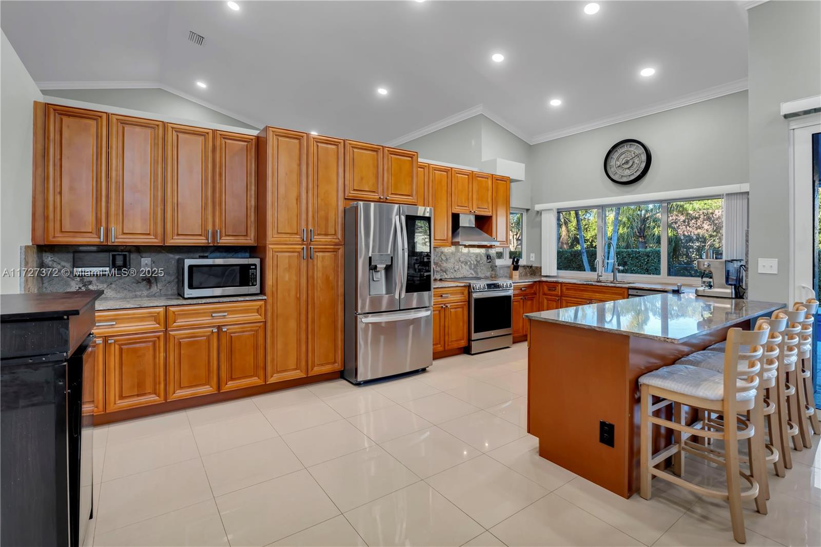 5466 NW 85th Ave