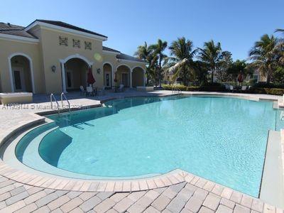 ST ANDREWS TOWNHOMES REPL - Residential