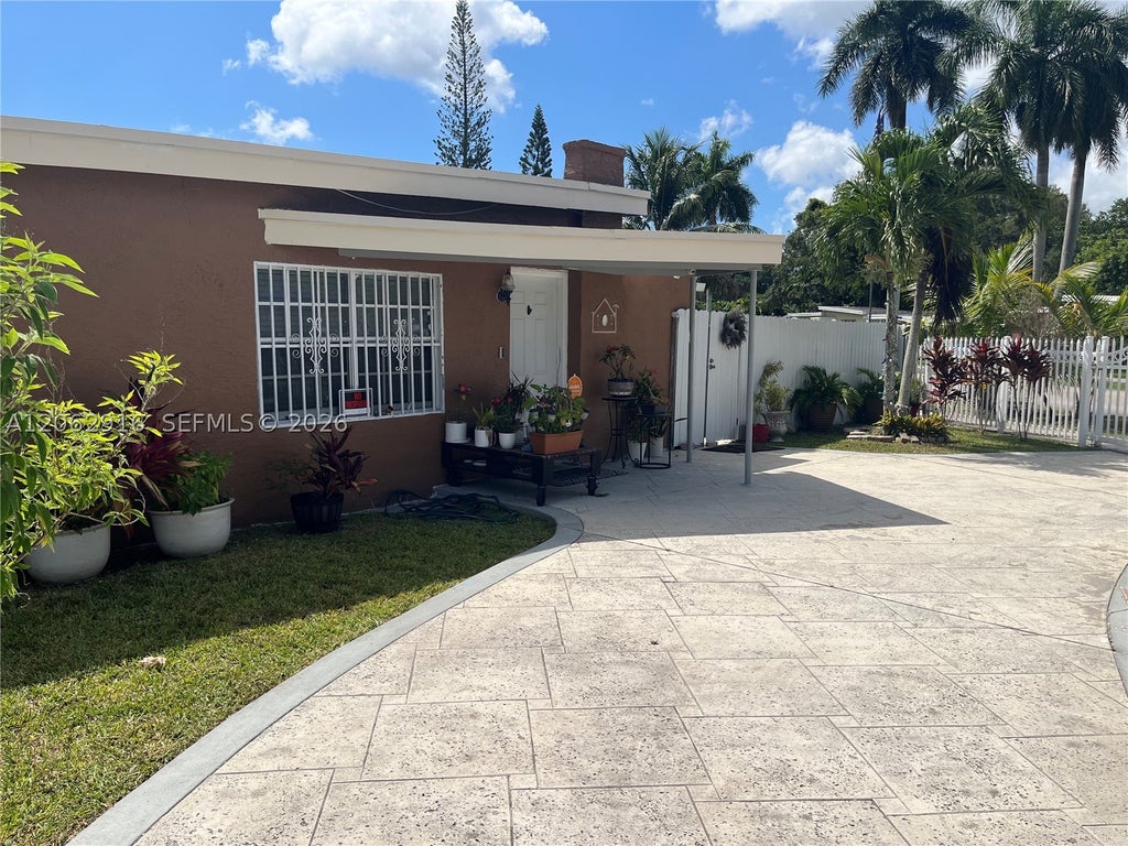 Photo of 101 Miami Gardens Rd #101, West Park, FL 33023 (MLS # A12062916)