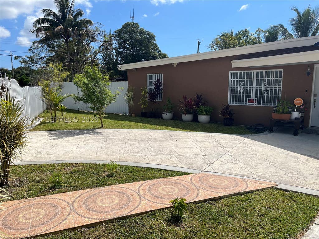 Photo of 101 Miami Gardens Rd #101, West Park, FL 33023 (MLS # A12062916)