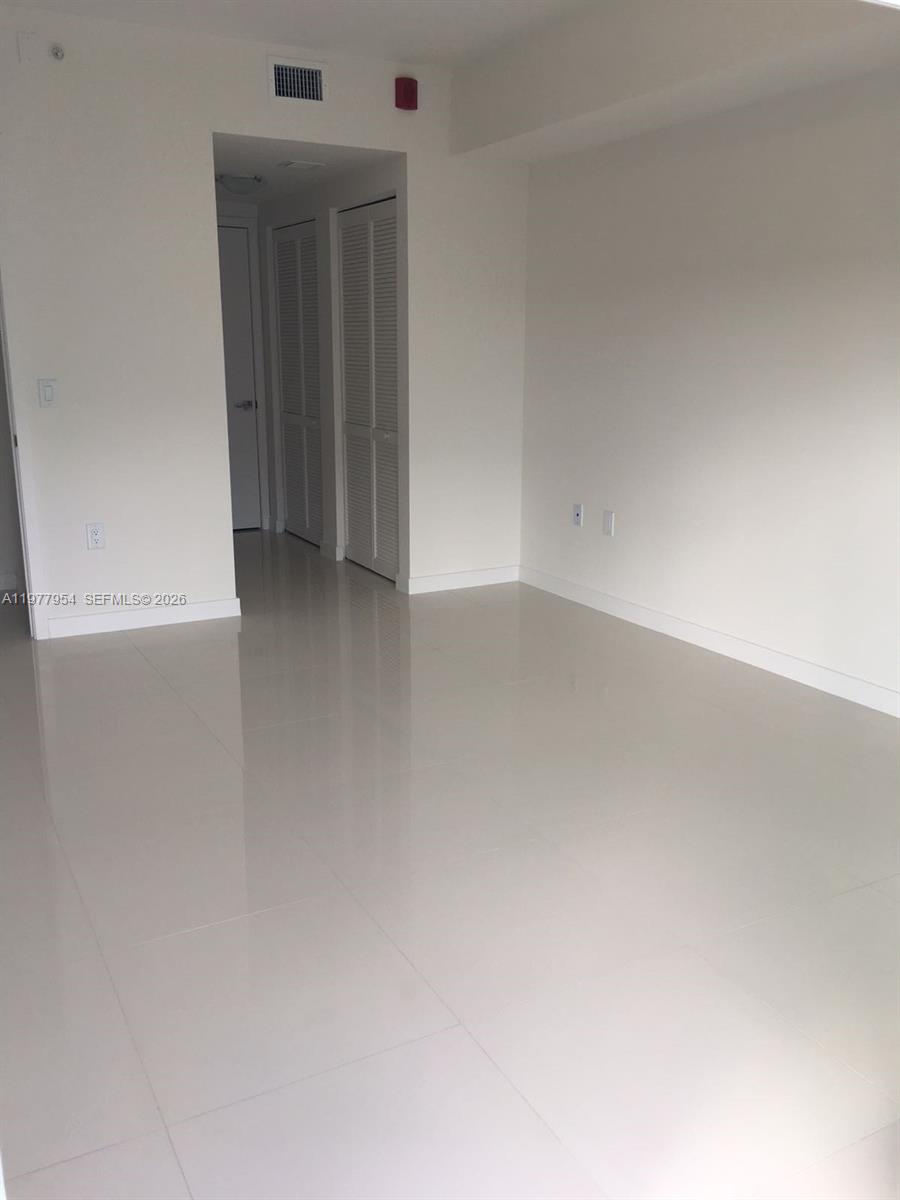 MIDTOWN DORAL - Residential