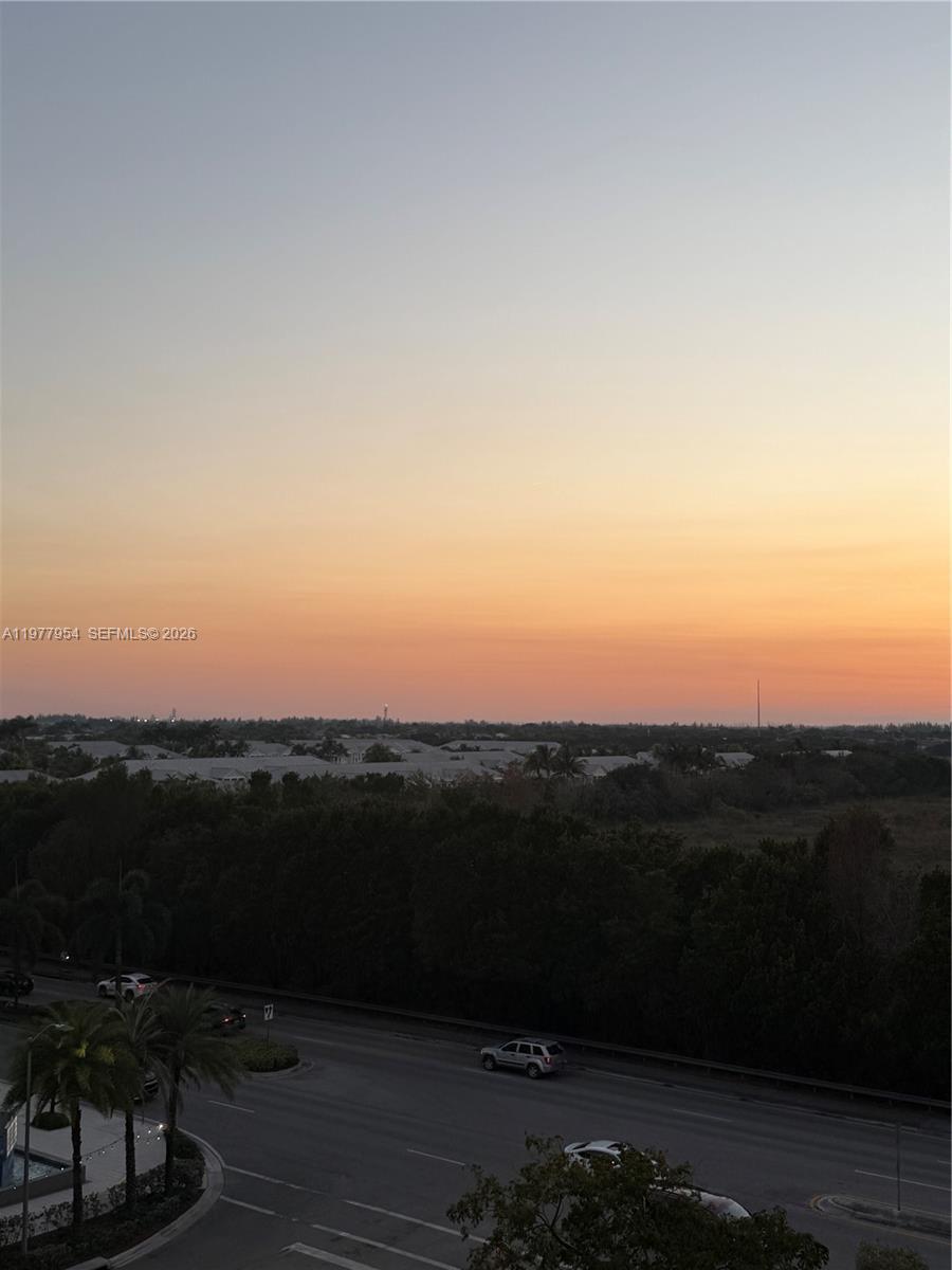 MIDTOWN DORAL - Residential