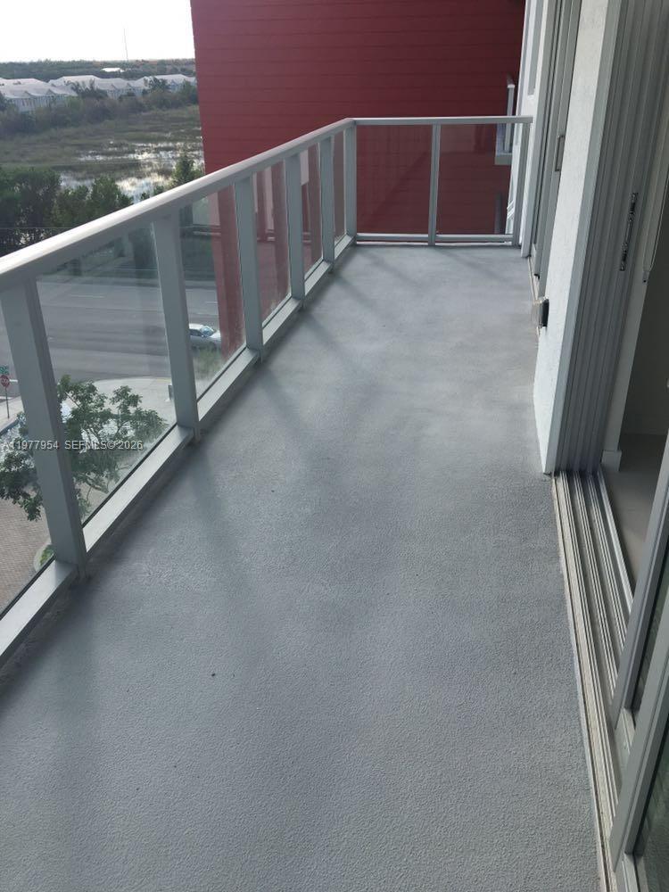 MIDTOWN DORAL - Residential