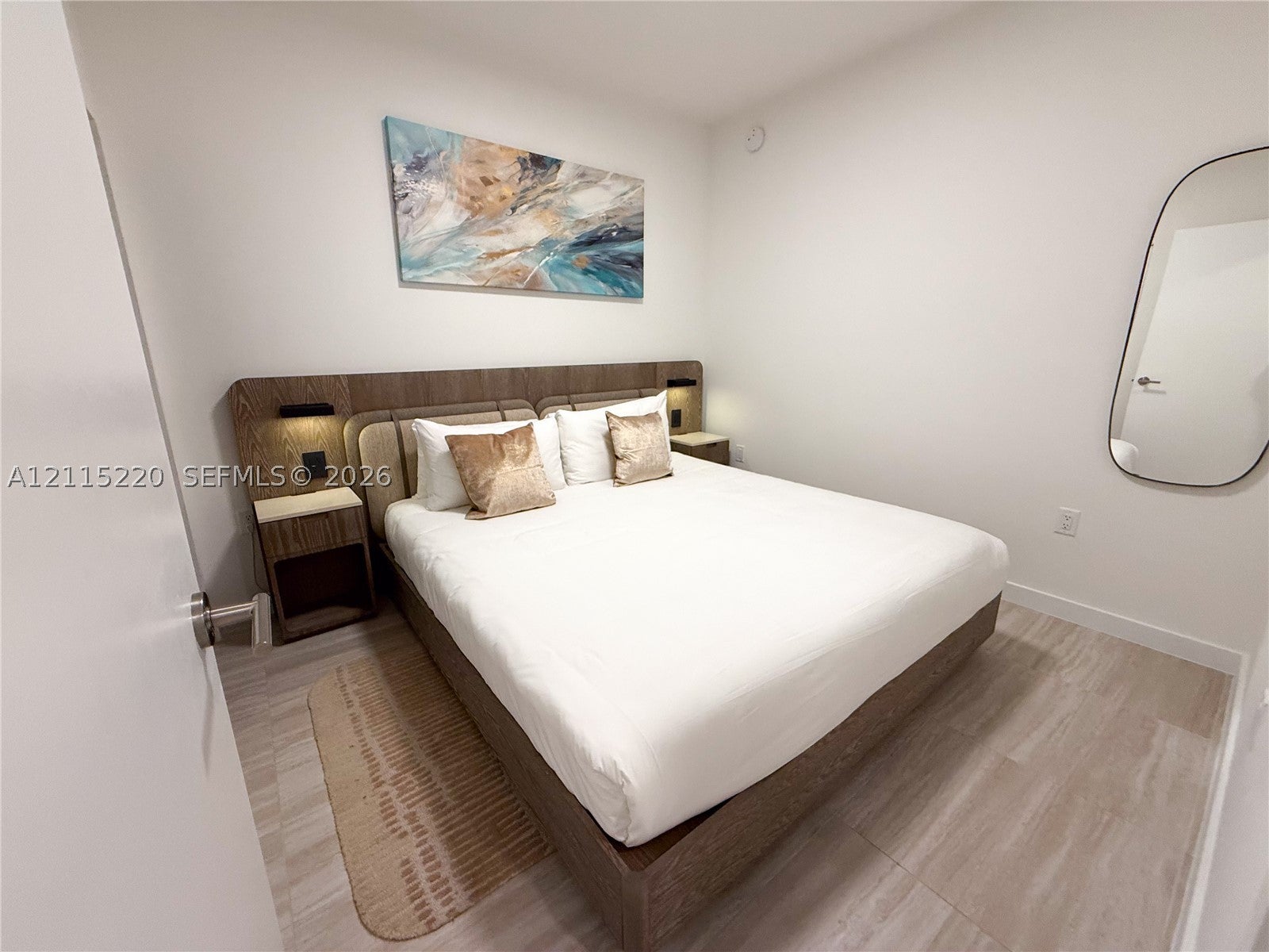 580 72nd St 1103