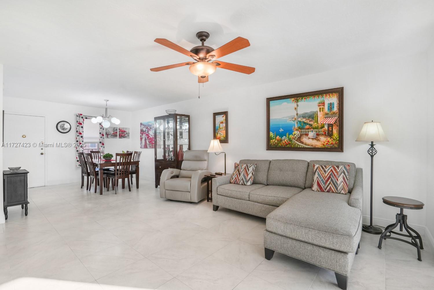 SOMERSET NO 4 CONDO - Residential