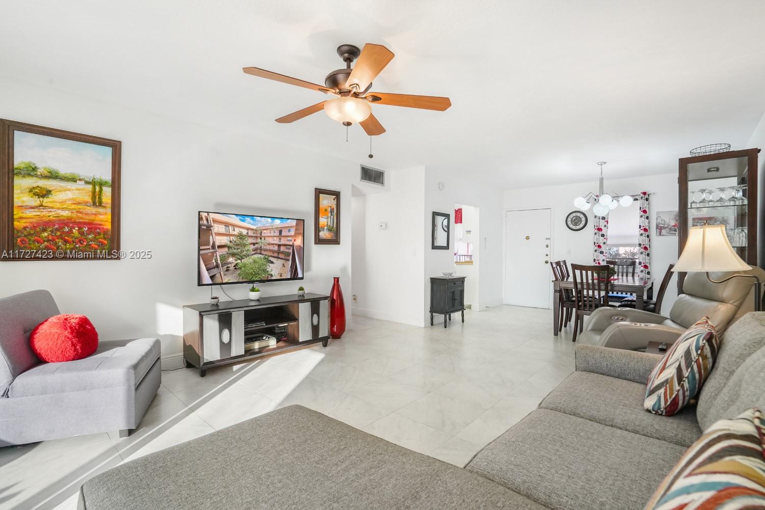 SOMERSET NO 4 CONDO - Residential