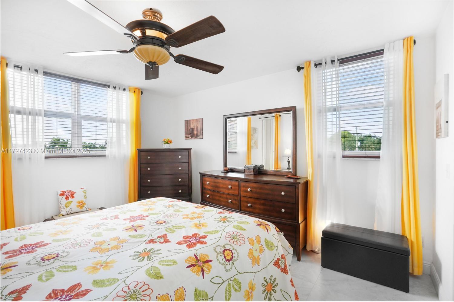 SOMERSET NO 4 CONDO - Residential