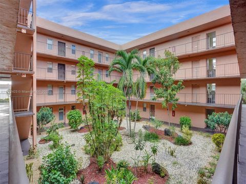 A home in Lauderdale Lakes