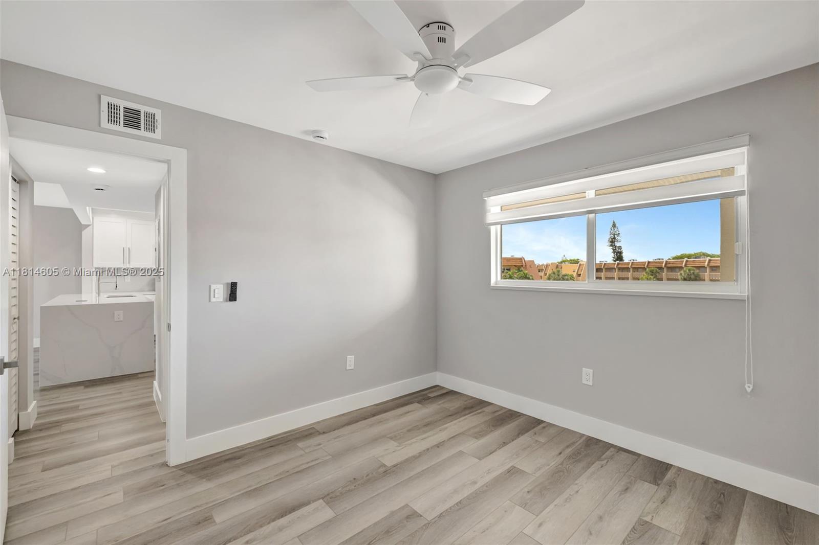 ROYAL PARK GARDENS III-F - Residential