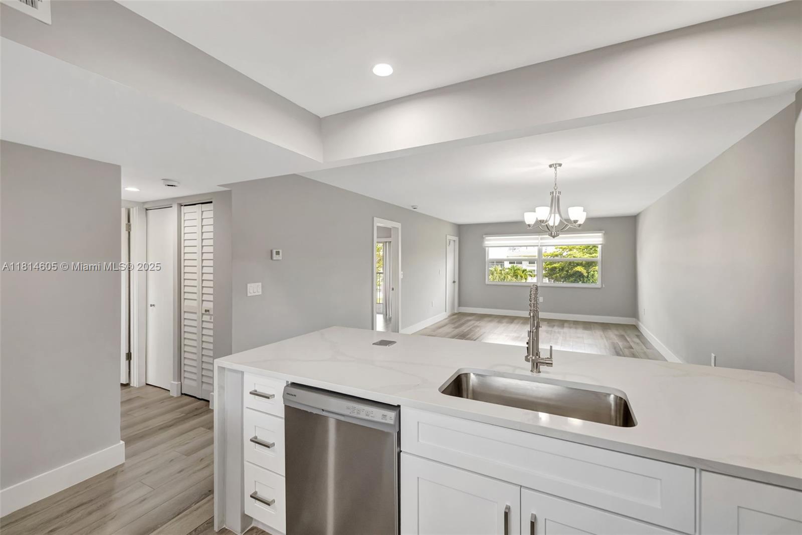 ROYAL PARK GARDENS III-F - Residential